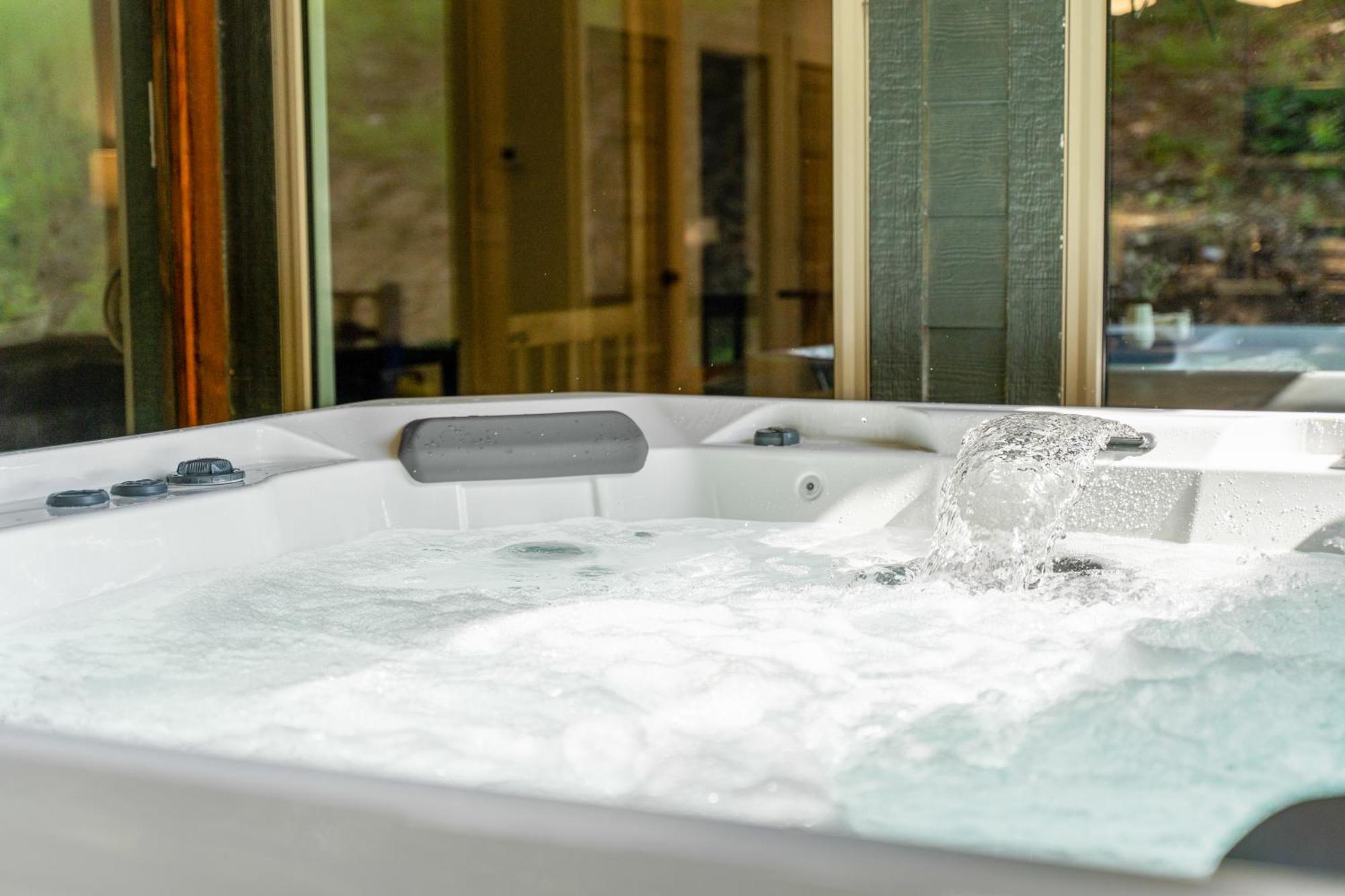 New Ozark Oasis Luxe Cabin Retreat With Hot Tub Hollister Ngoại thất bức ảnh